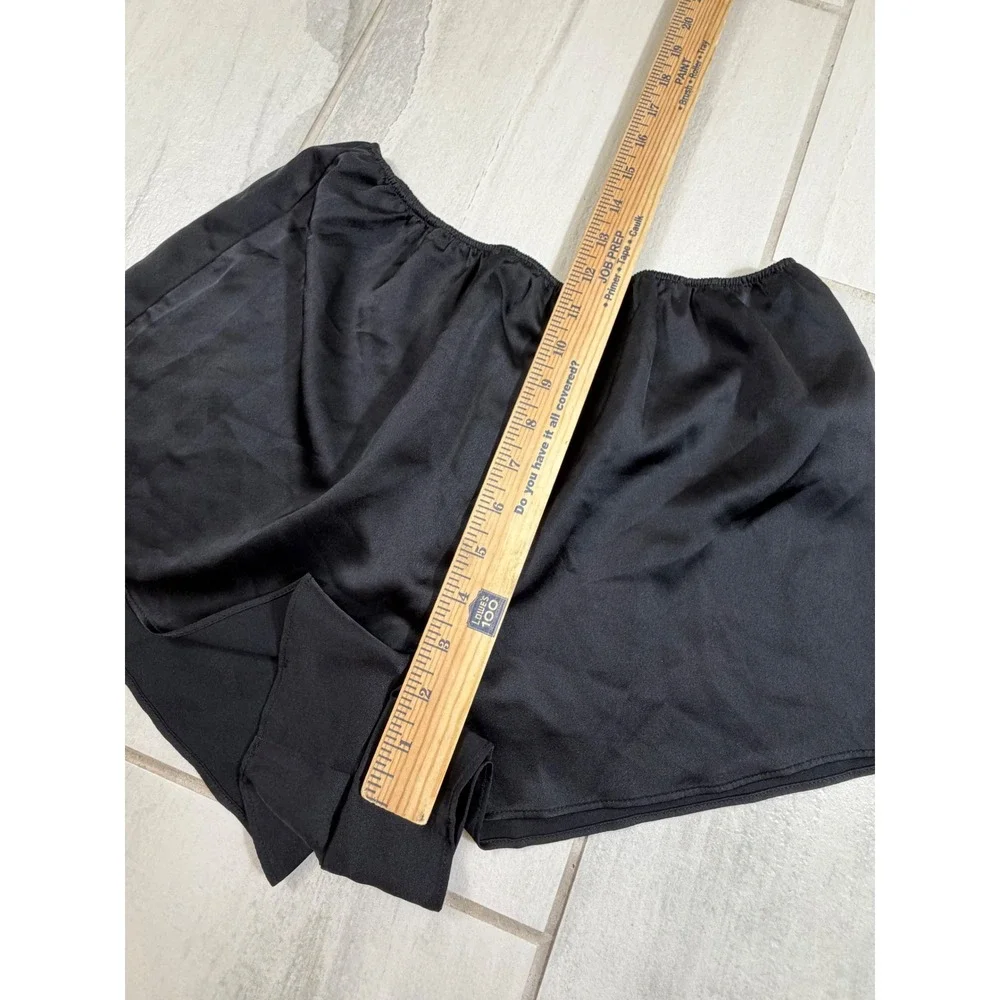 Abercrombie & Fitch Women Black Satin Sleep Shorts Elastic Waist Small NWT